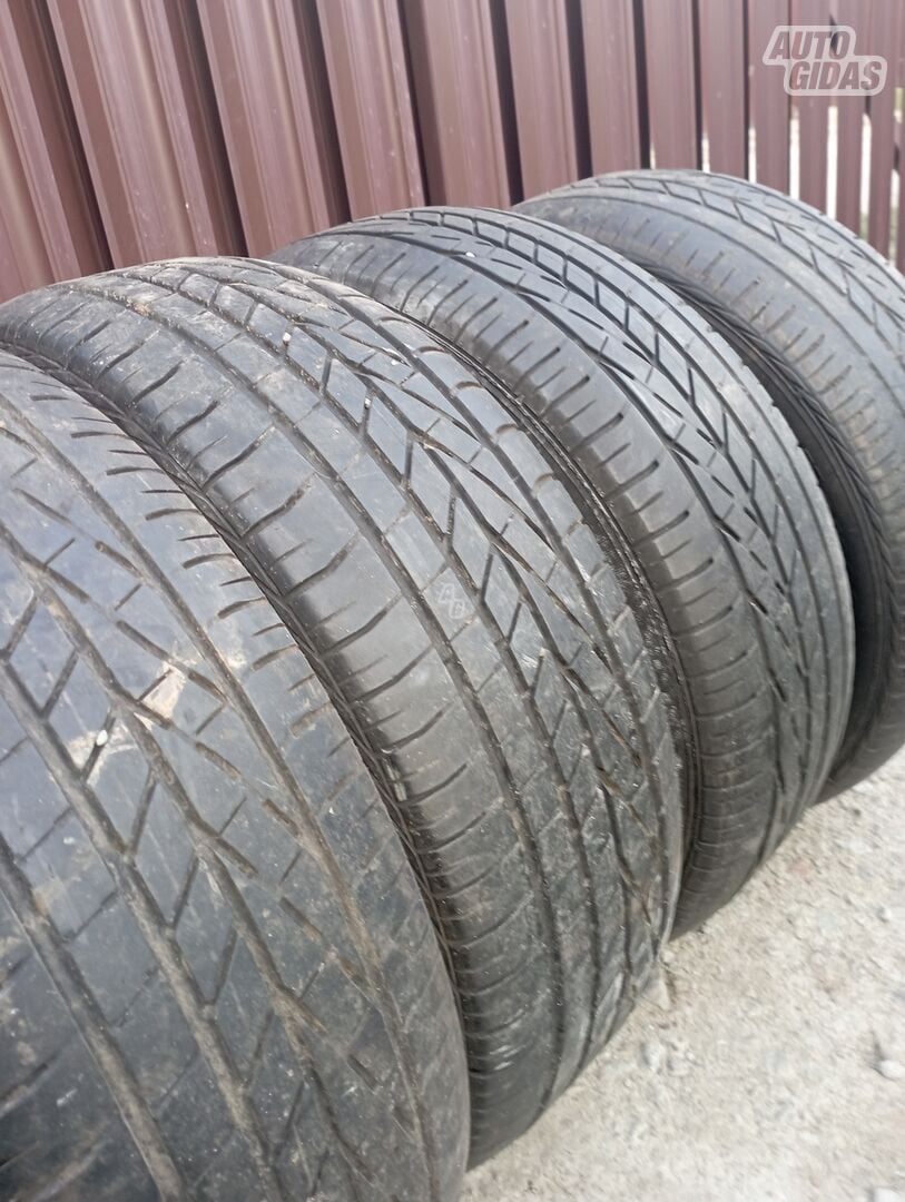 R15 summer tyres passanger car