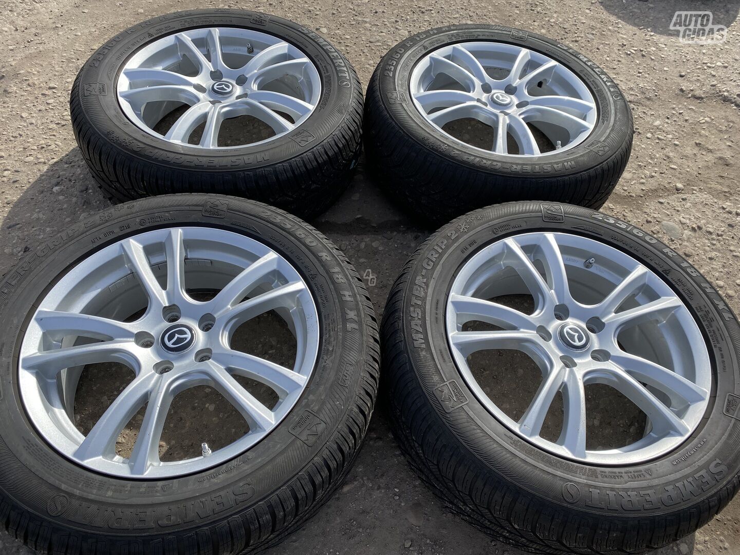 Mazda Siunciam, 7.5J ET52 light alloy R18 rims