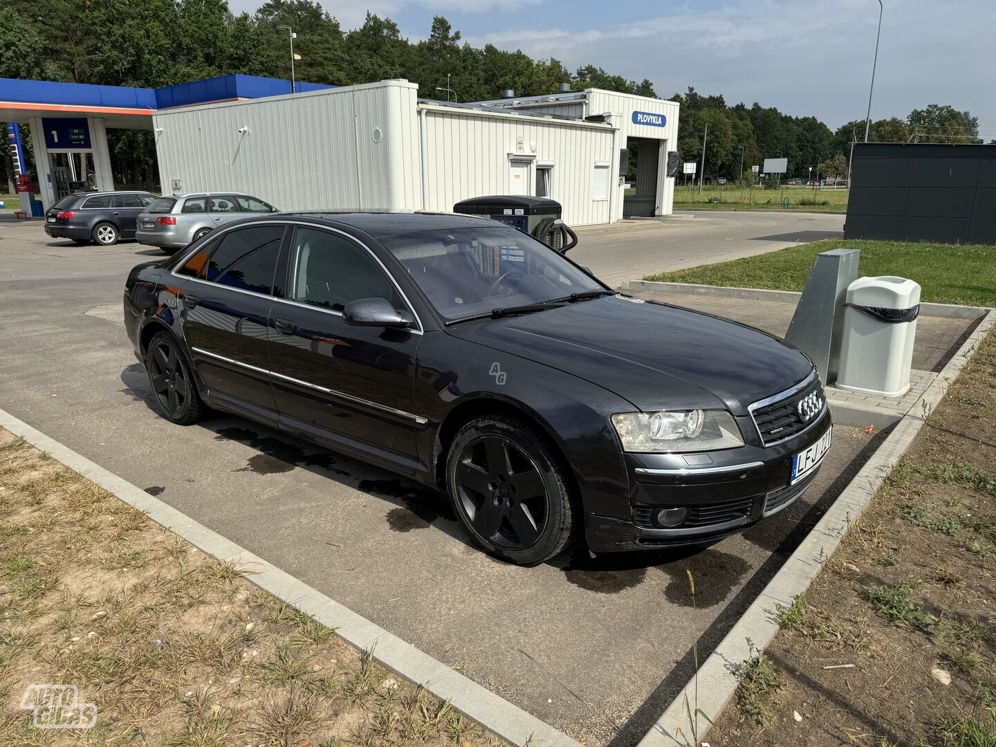 Audi A8 D3 2005 y