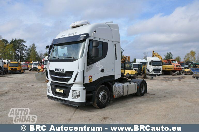 Iveco AS440T/P 2017 y Semi-trailer truck