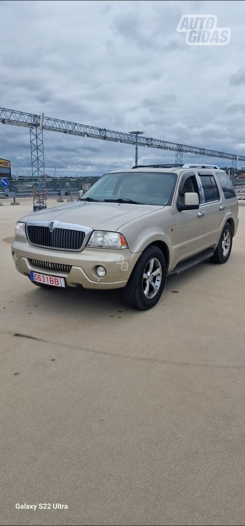 Lincoln Aviator 2005 y Off-road / Crossover