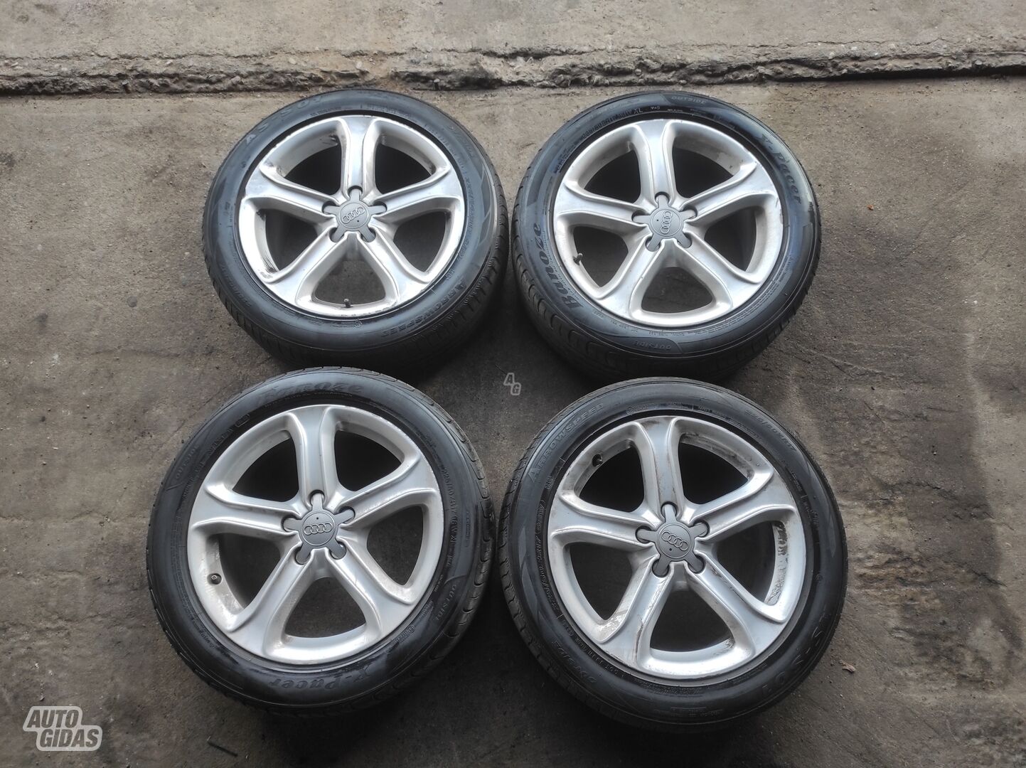 Light alloy R17 rims