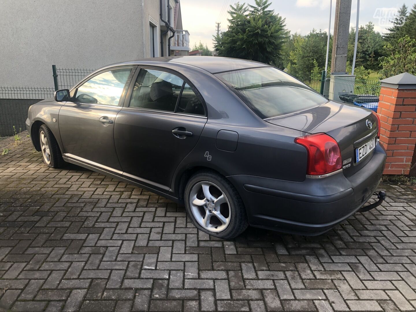 Toyota Avensis 2004 m Universalas