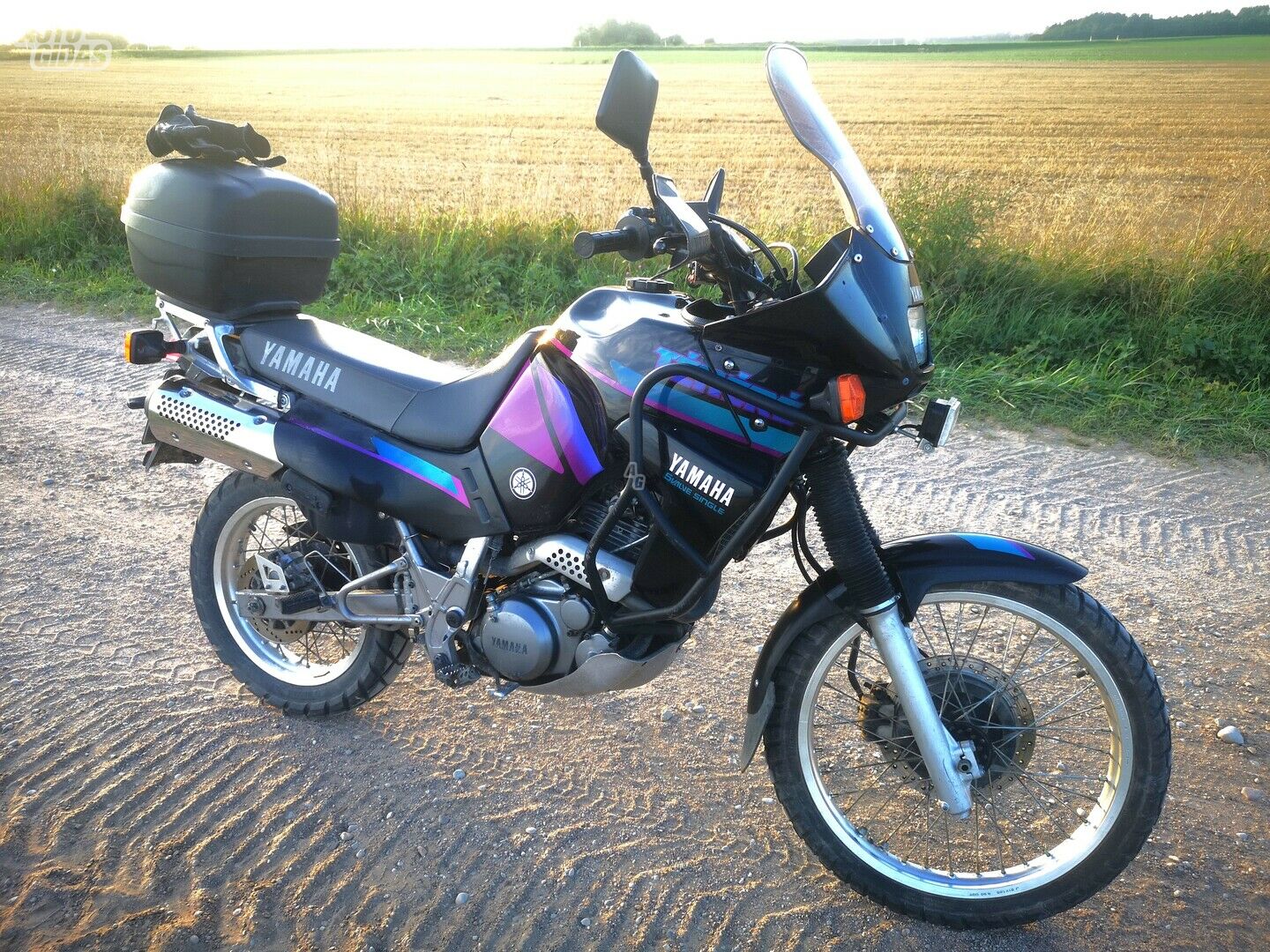 Yamaha Tenere 1994 y Enduro motorcycle