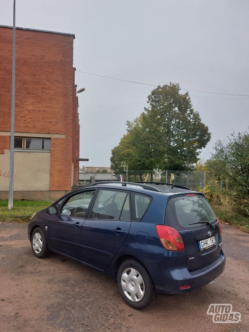 Toyota Corolla Verso I 2002 г