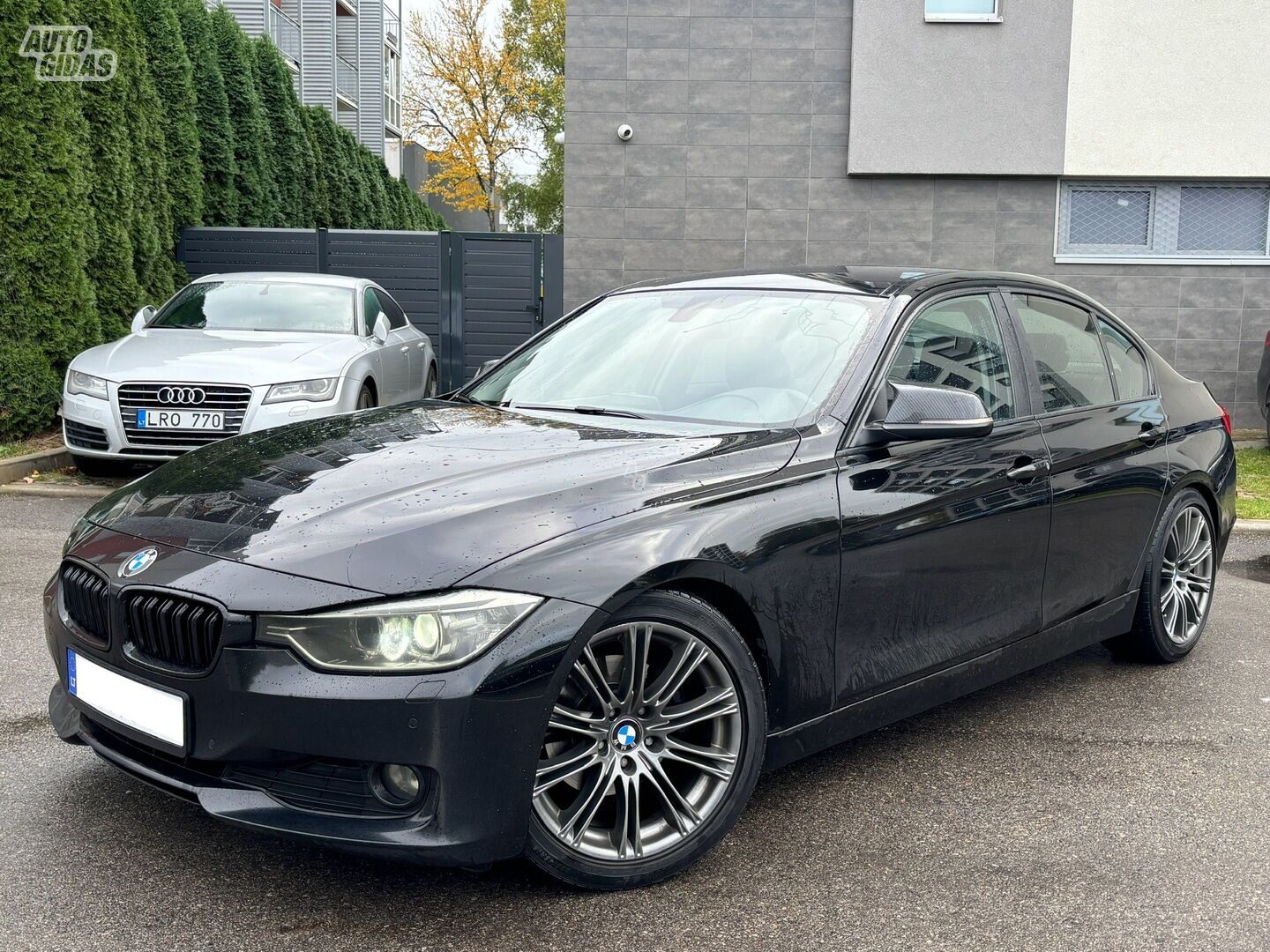 Bmw 320 F30 2013 y