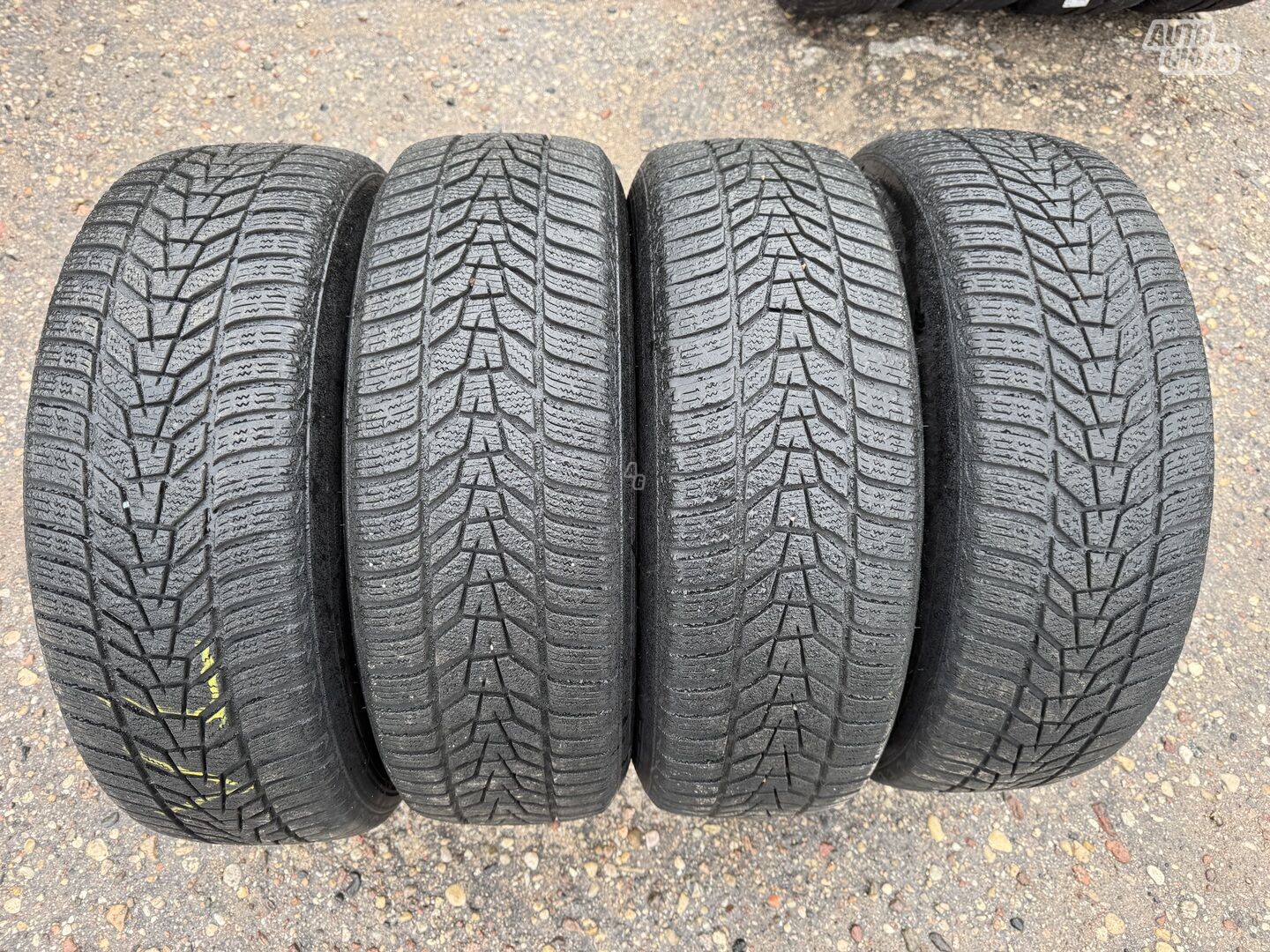 Hankook Siunciam, 5+6mm 2022 R17 winter tyres passanger car