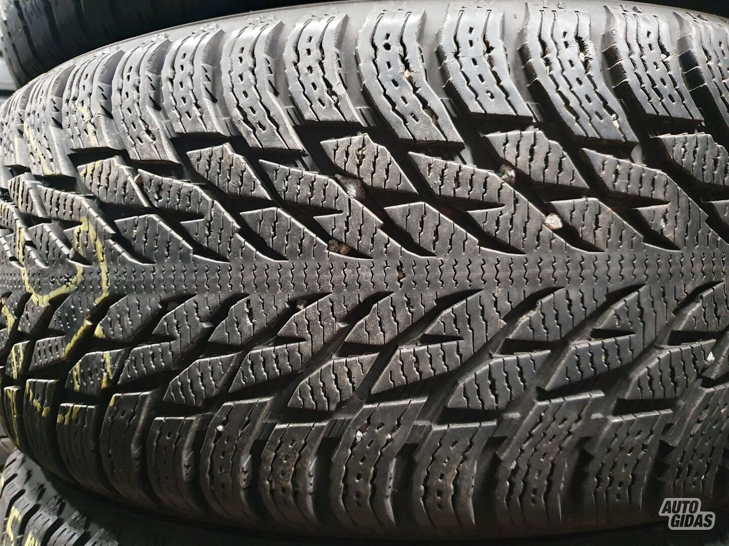 Nokian R20 зимние шины для автомобилей