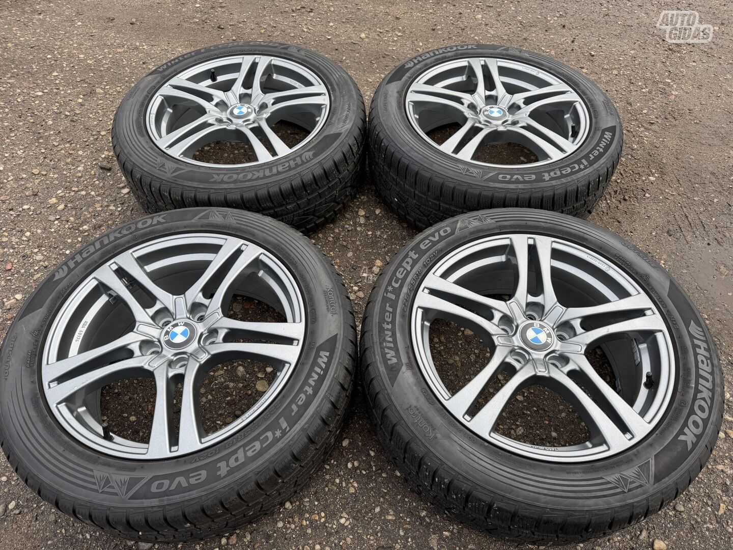 BMW Siunciam, 7.5J ET45 light alloy R18 rims