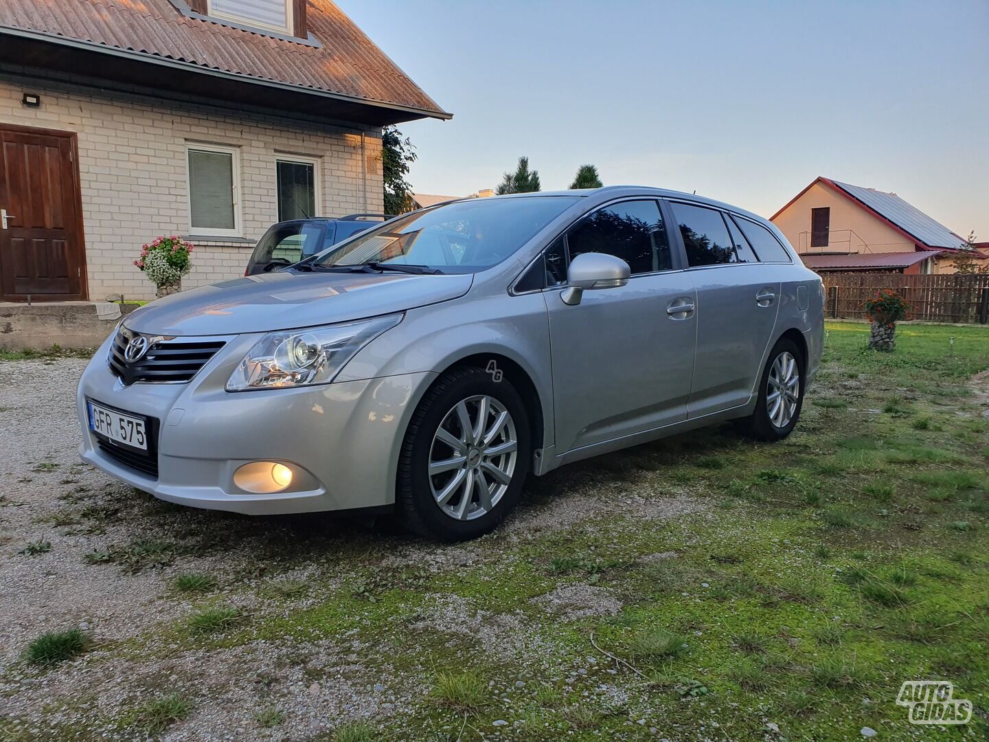 Toyota Avensis III 2009 y