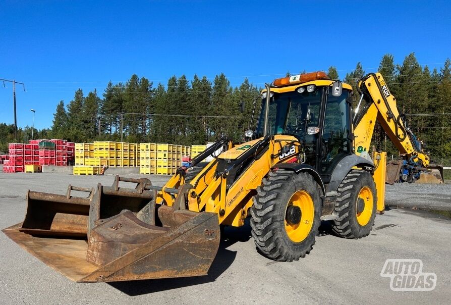 JCB 4CX 2012 y Excavator