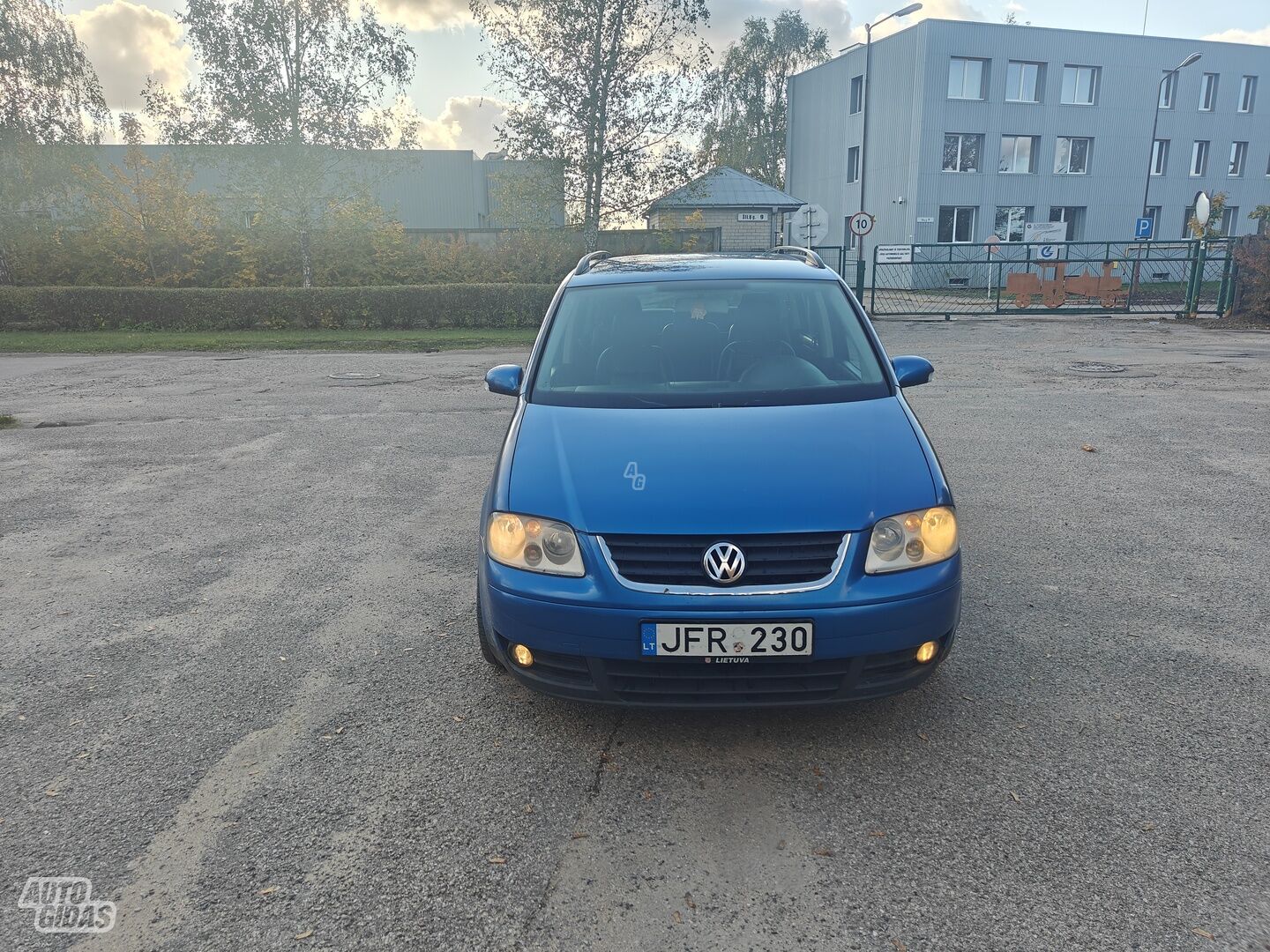 Volkswagen Touran 2004 г Минивэн