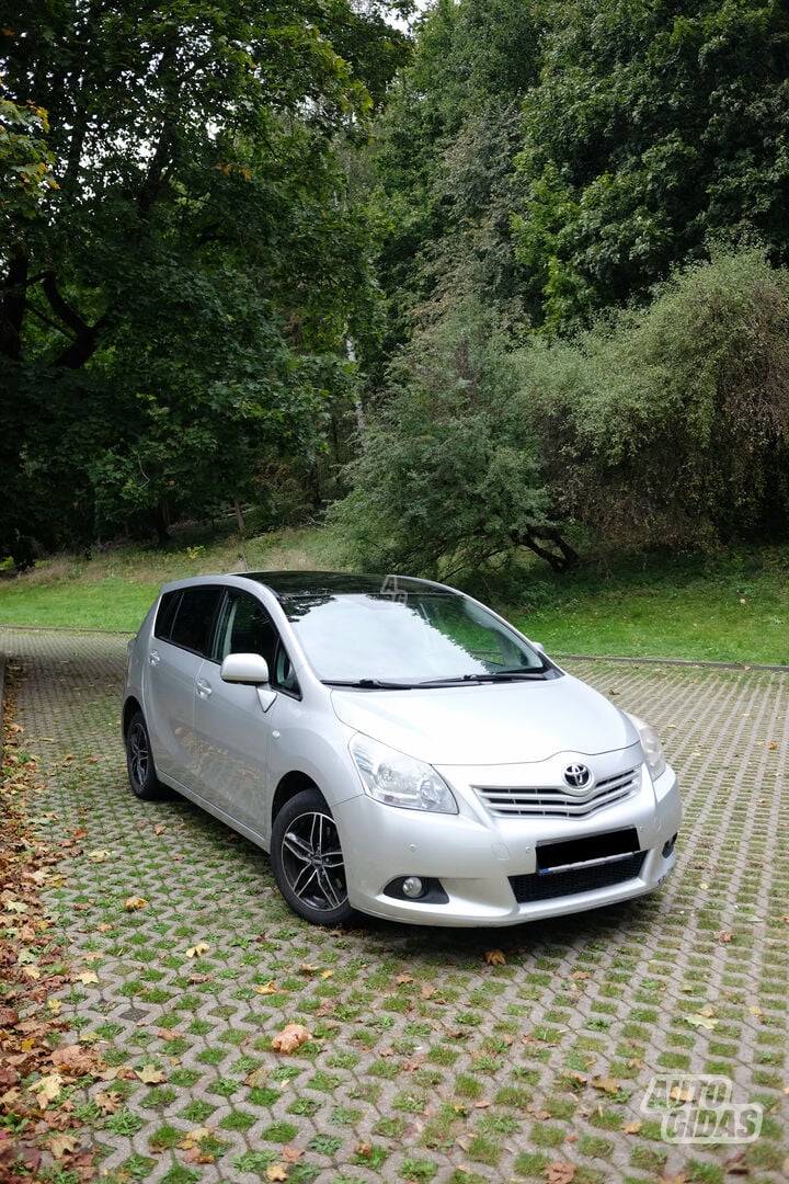 Toyota Verso 2010 m Universalas