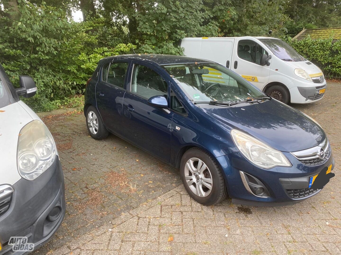 Opel Corsa 2011 y Hatchback