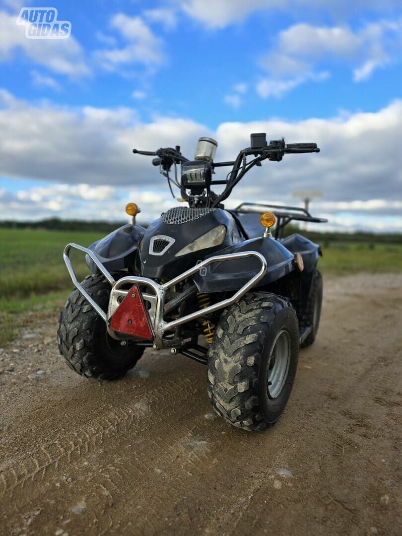 2013 y ATV motorcycle