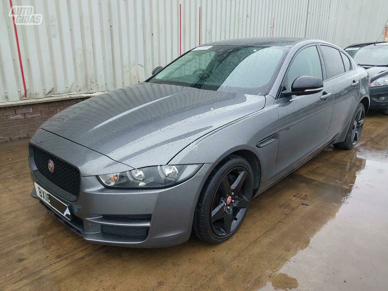 Jaguar Xe 2016 y parts