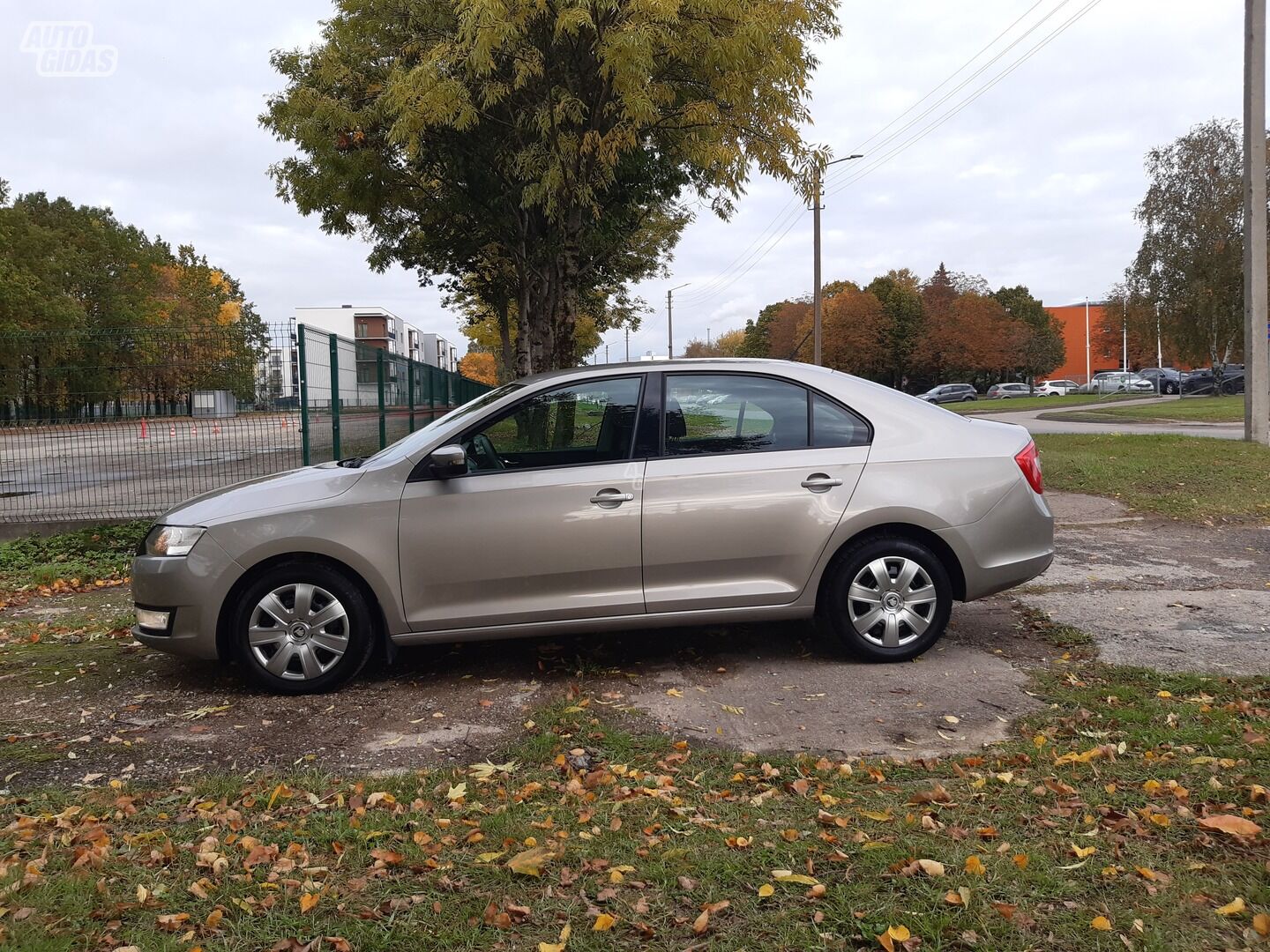 Skoda RAPID 2015 m Sedanas