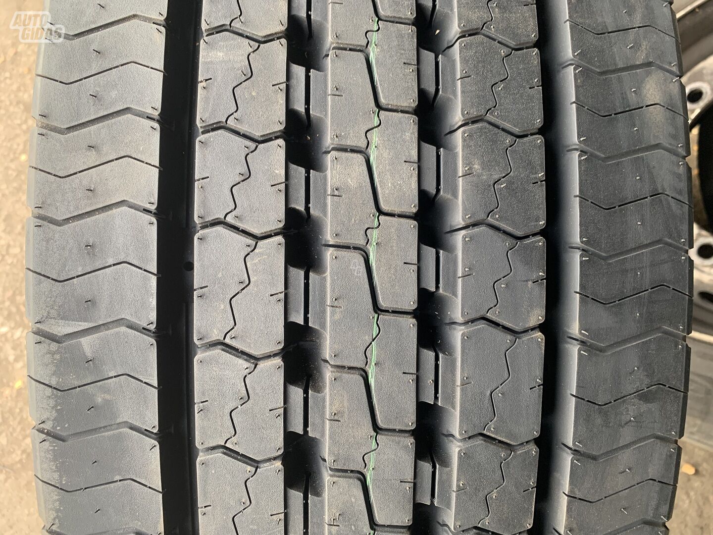 Dunlop SP346 R22.5 universalios padangos sunkvežimiams ir autobusams