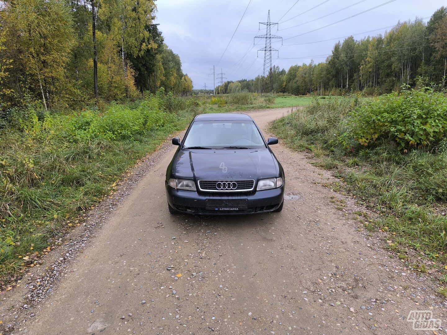 Audi A4 1997 m Sedanas