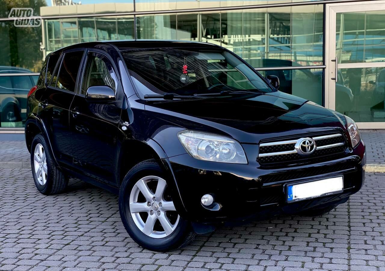 Toyota RAV4 2006 г Внедорожник / Кроссовер