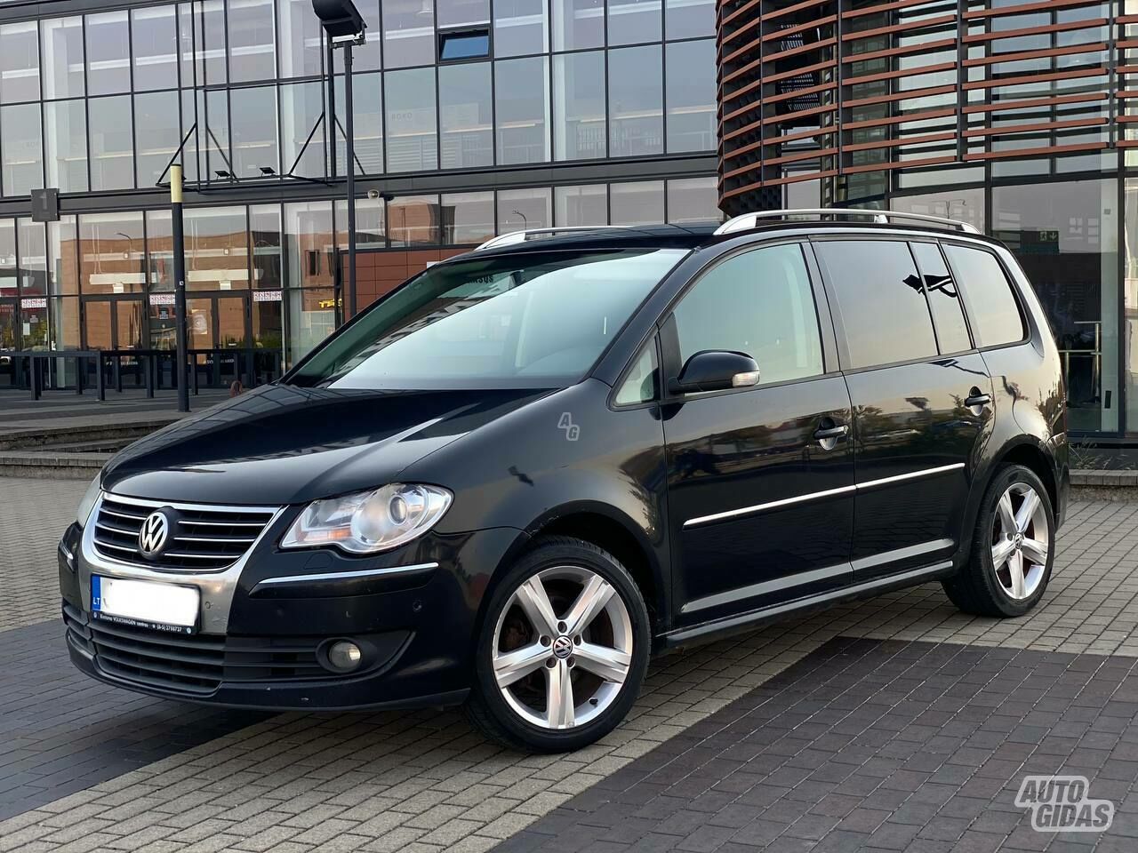 Volkswagen Touran 2008 г Внедорожник / Кроссовер