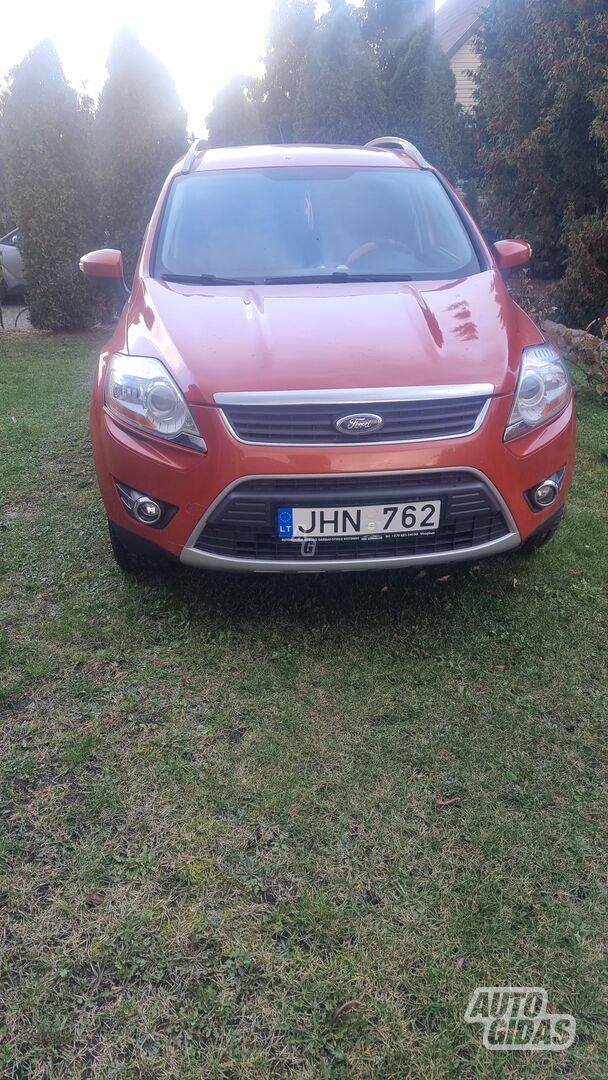 Ford Kuga 2012 y Off-road / Crossover