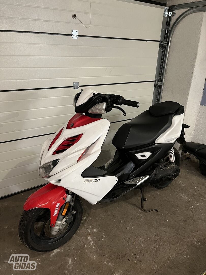 Yamaha Aerox 2016 y Scooter / moped