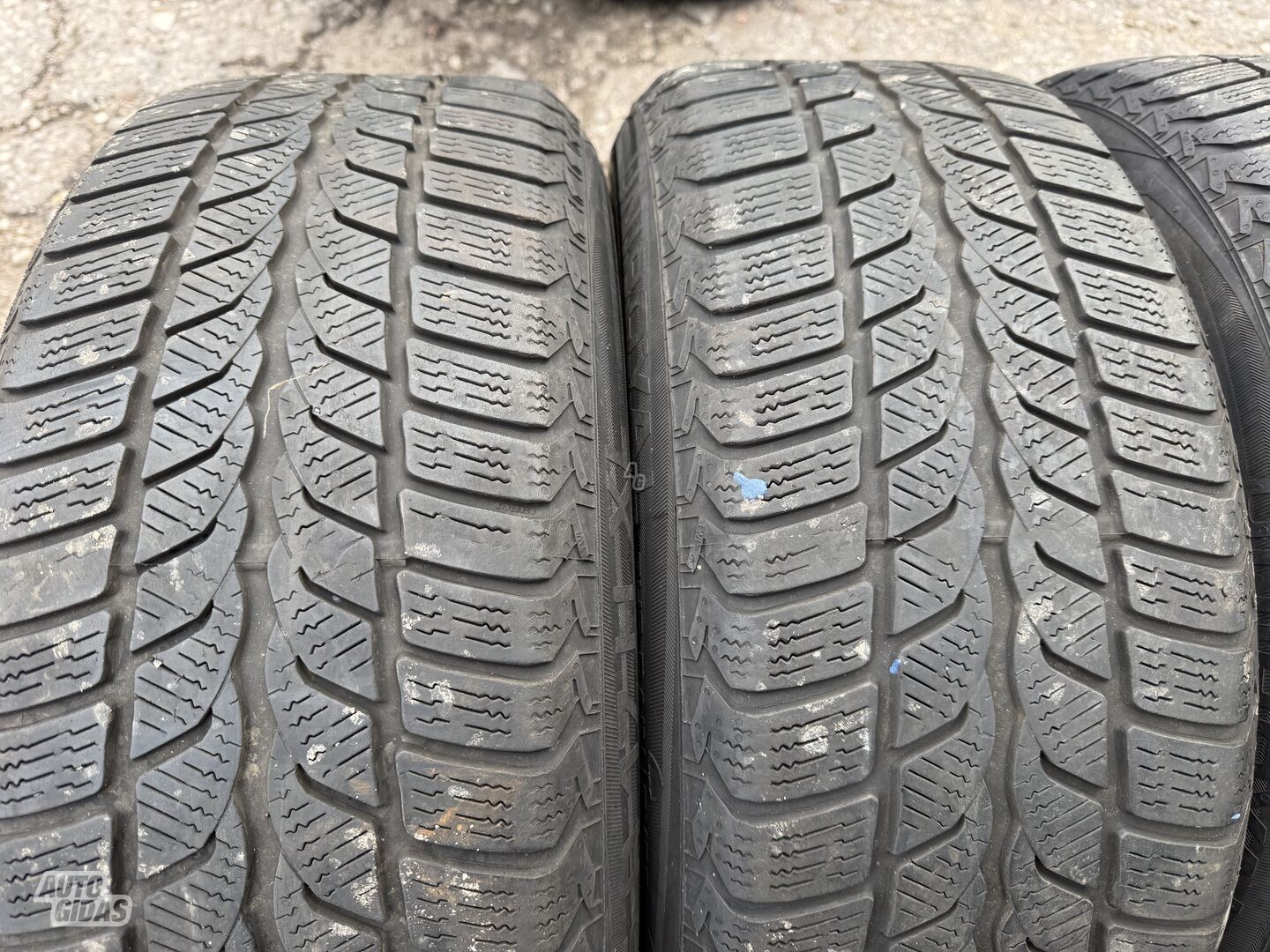 Uniroyal Siunciam, 5+7mm R17 winter tyres passanger car