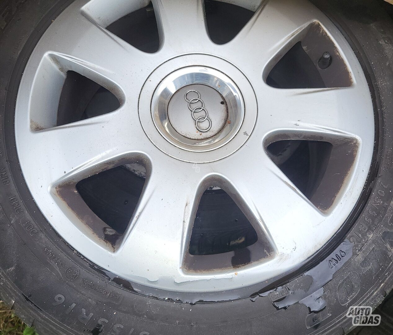 Audi A6 light alloy R16 rims