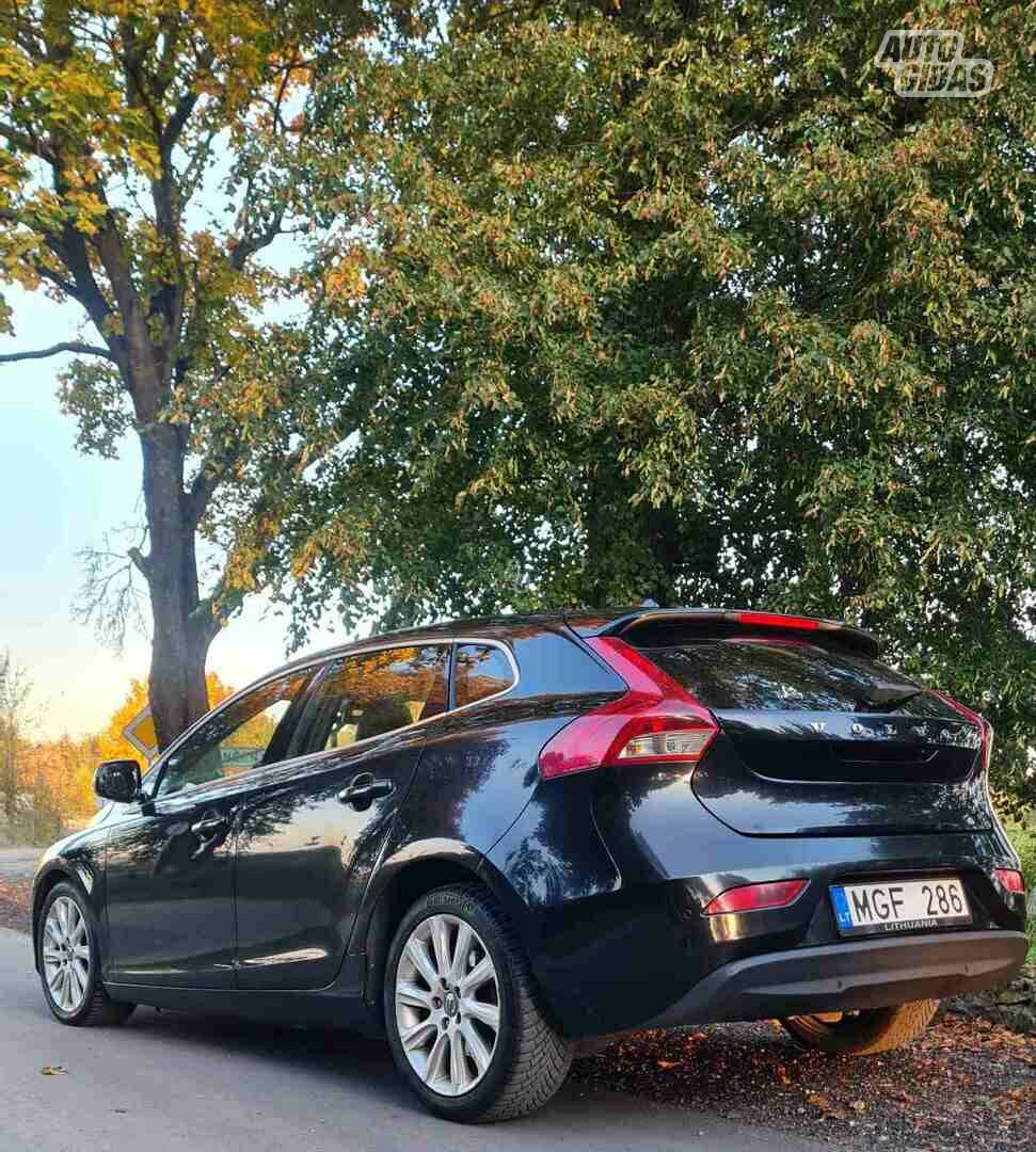 Volvo V40 2013 y Hatchback