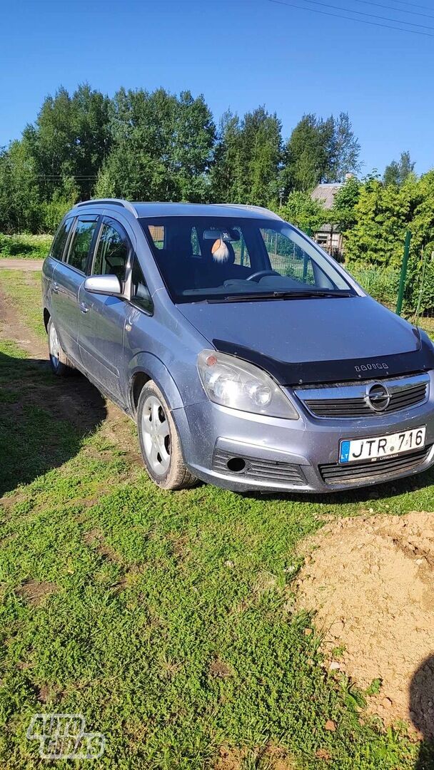 Opel Zafira 2005 y Van