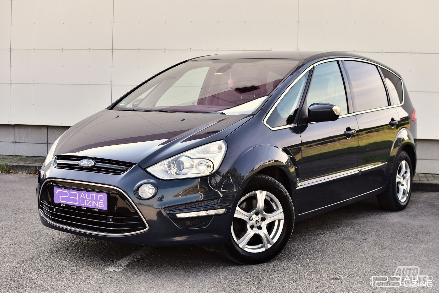 Ford S-MAX 2011 y Van