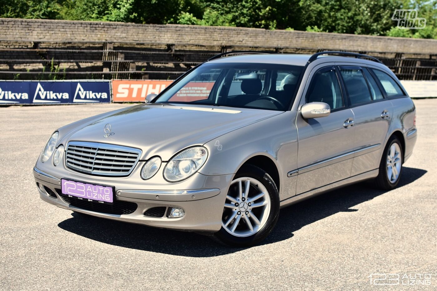 Mercedes-Benz E220 2005 г Универсал