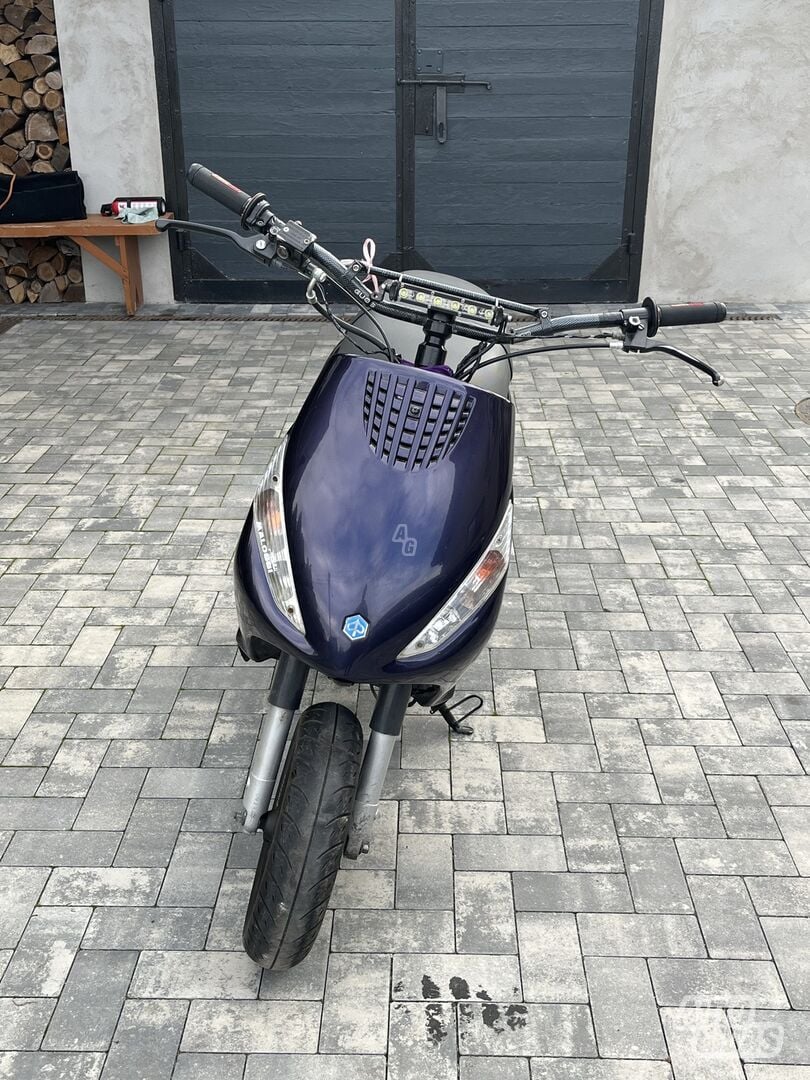 Piaggio ZIP 2014 m Motoroleris / Mopedas