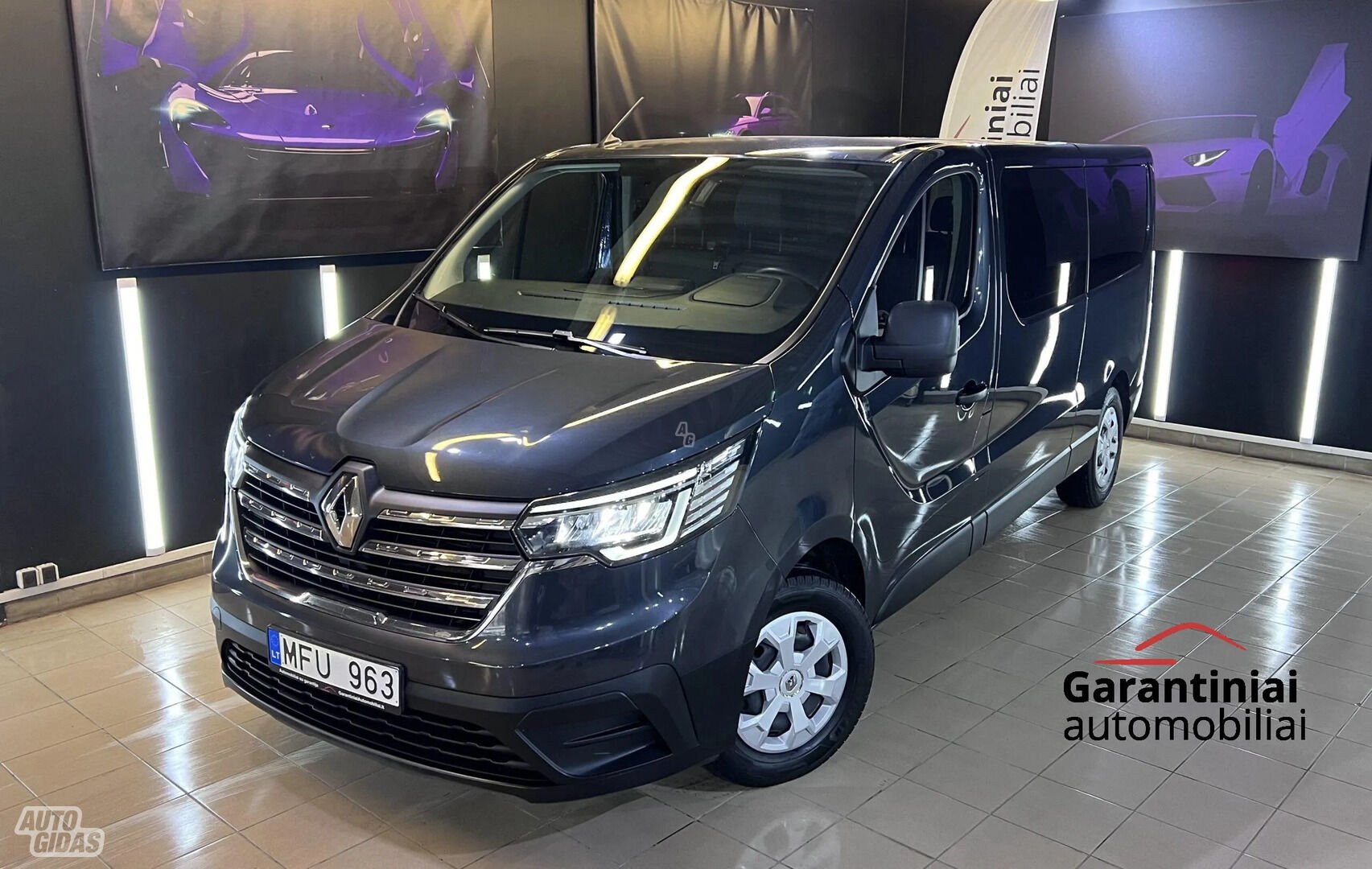 Renault Trafic 2022 г Минивэн