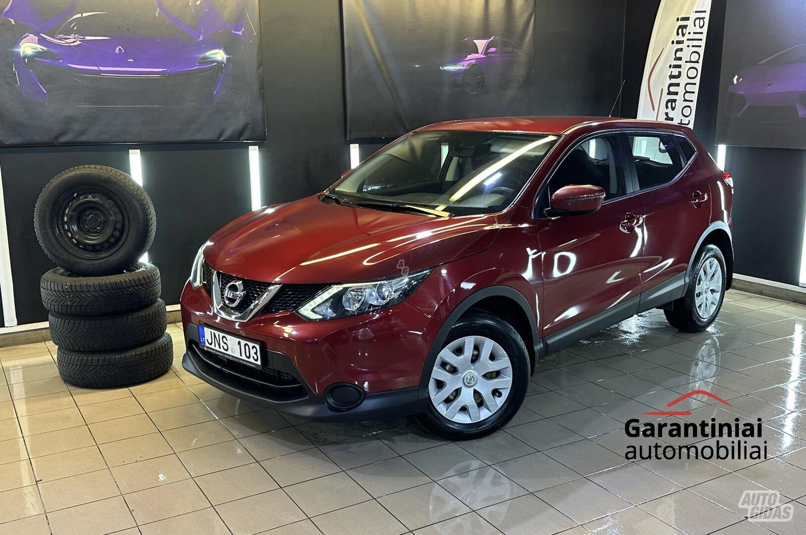 Nissan Qashqai 2016 y Commercial auto (with box)