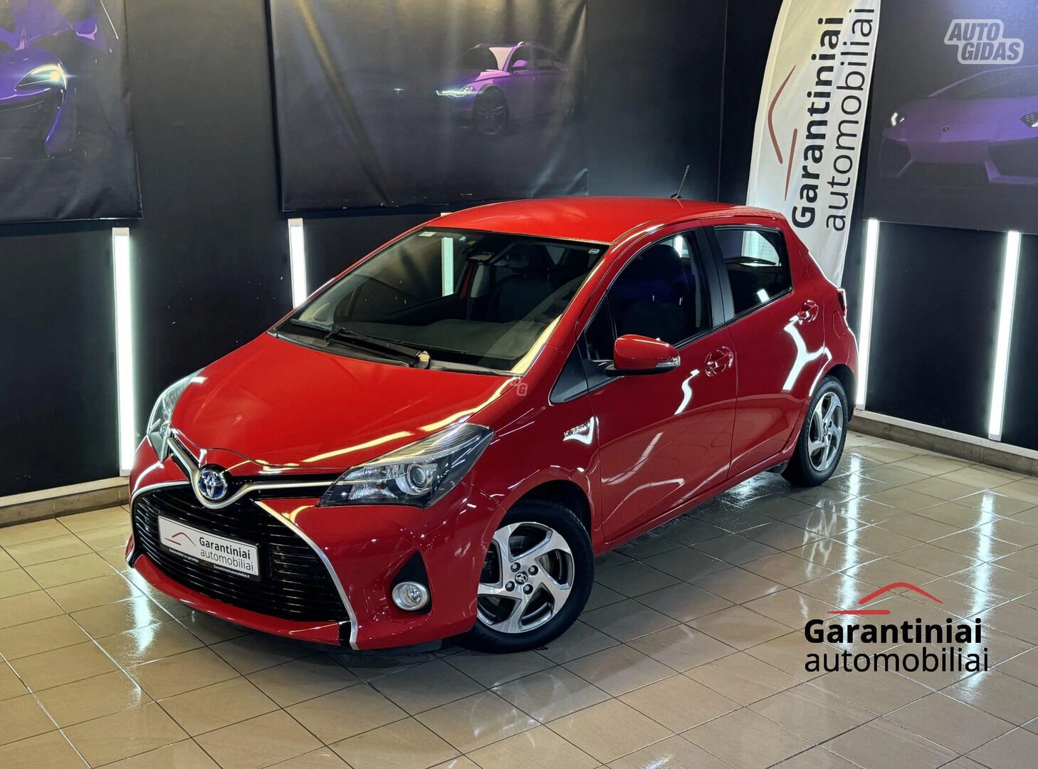 Toyota Yaris 2017 y Hatchback