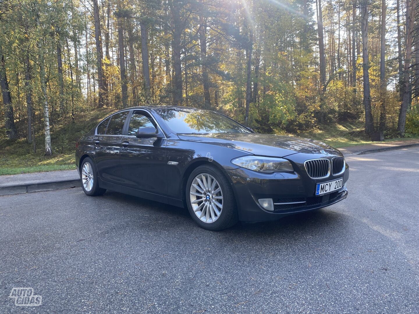 Bmw 530 2011 y Sedan