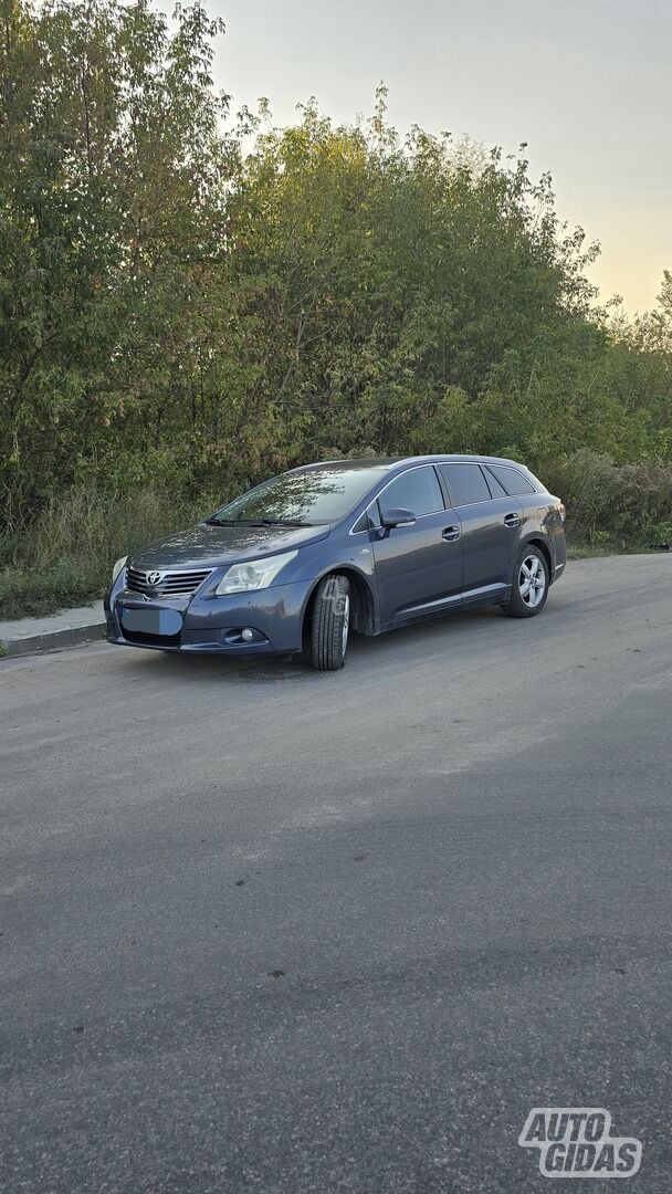 Toyota Avensis III 2009 m