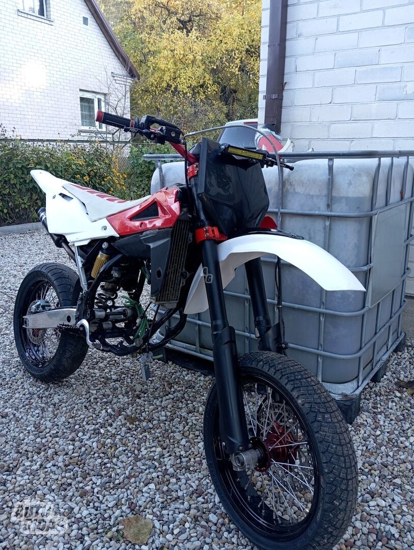 Husqvarna CR 2008 y Motocross / Supermoto motorcycle