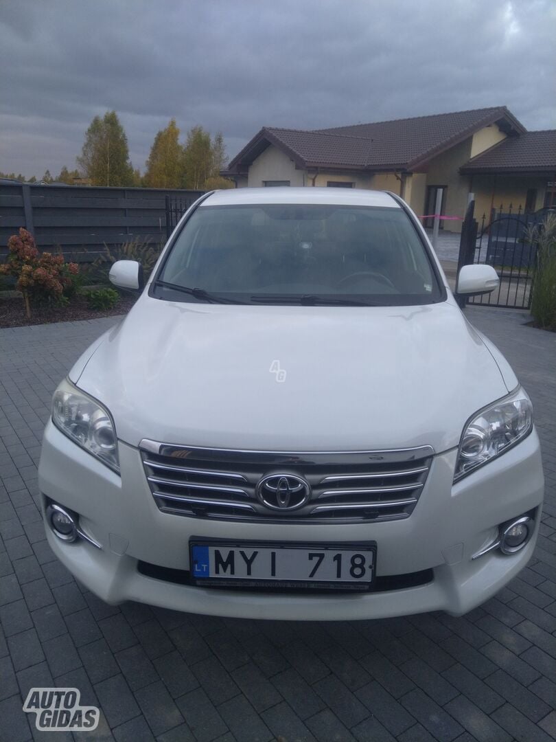 Toyota RAV4 III 2011 г