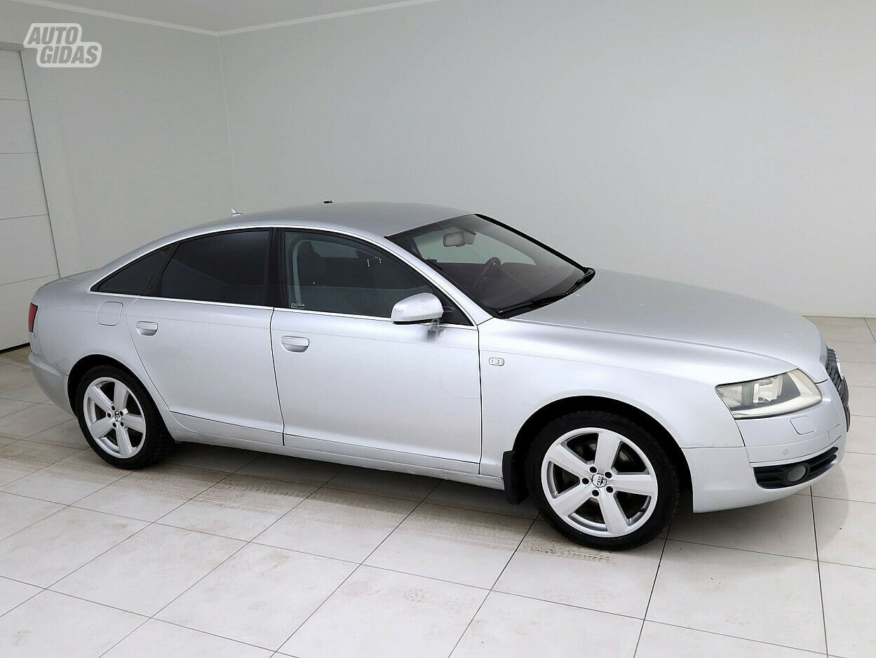 Audi A6 2004 m Sedanas