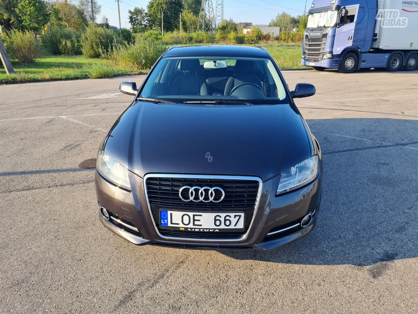 Audi A3 8PA 2011 г