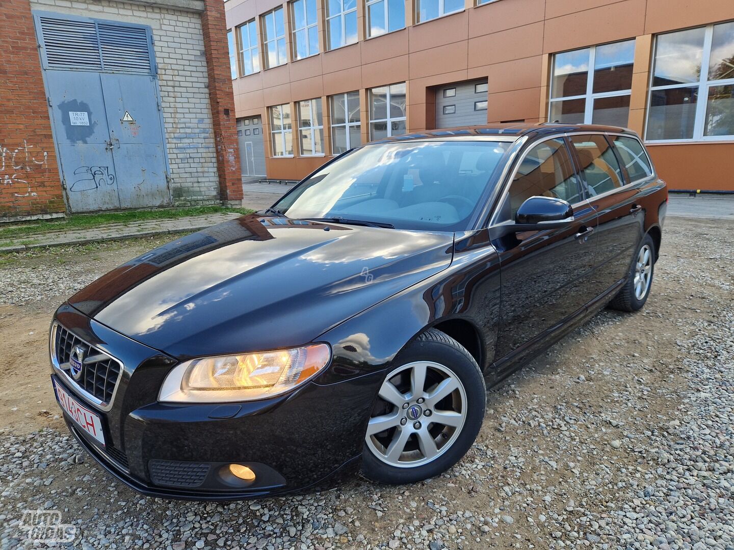 Volvo V70 2012 y Wagon