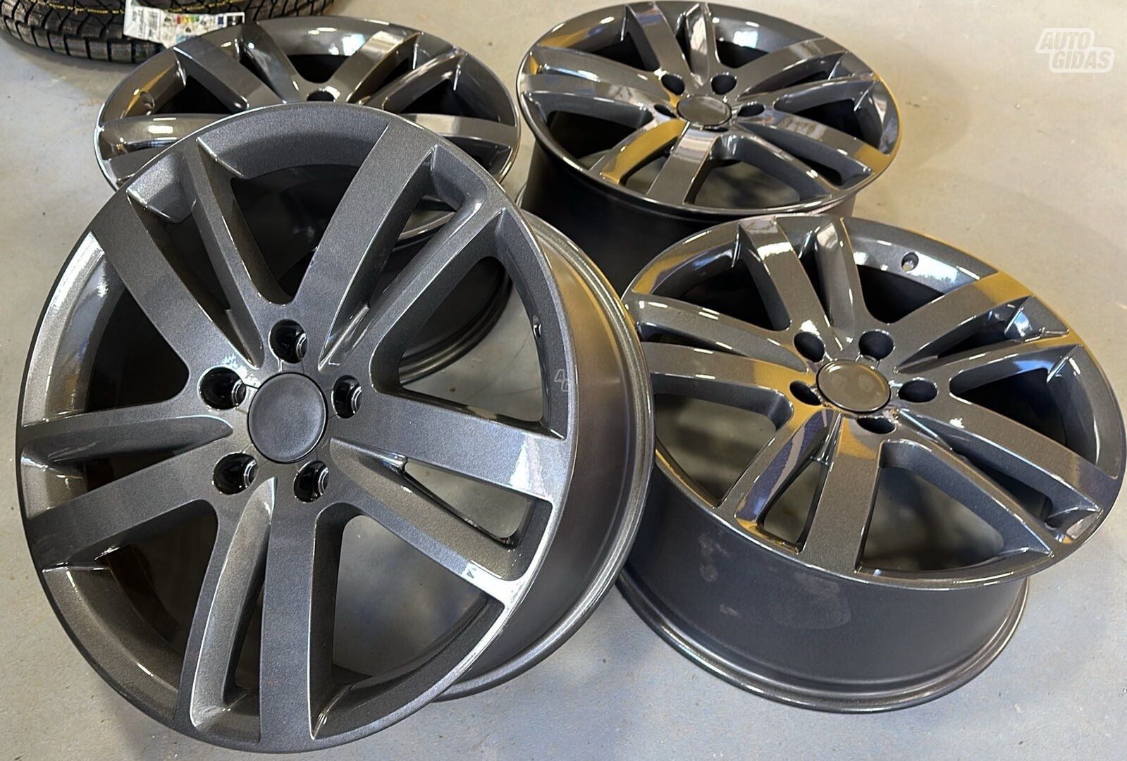 Light alloy R20 rims