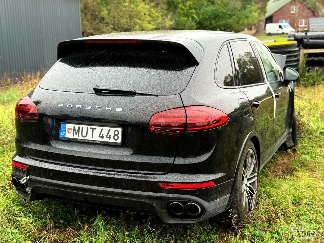 Porsche Cayenne 2016 m Visureigis / Krosoveris