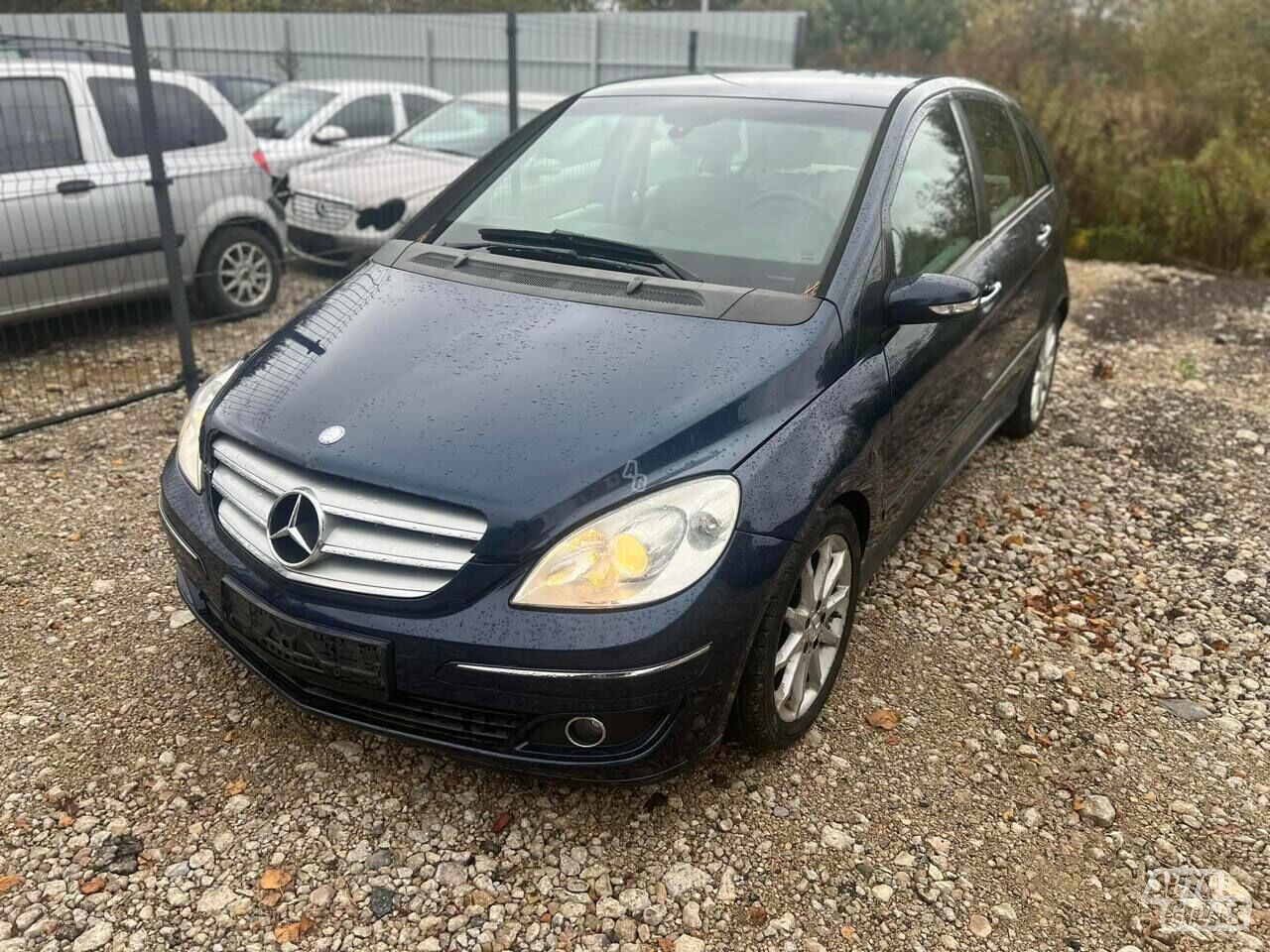 Mercedes-Benz B 180 2006 y parts