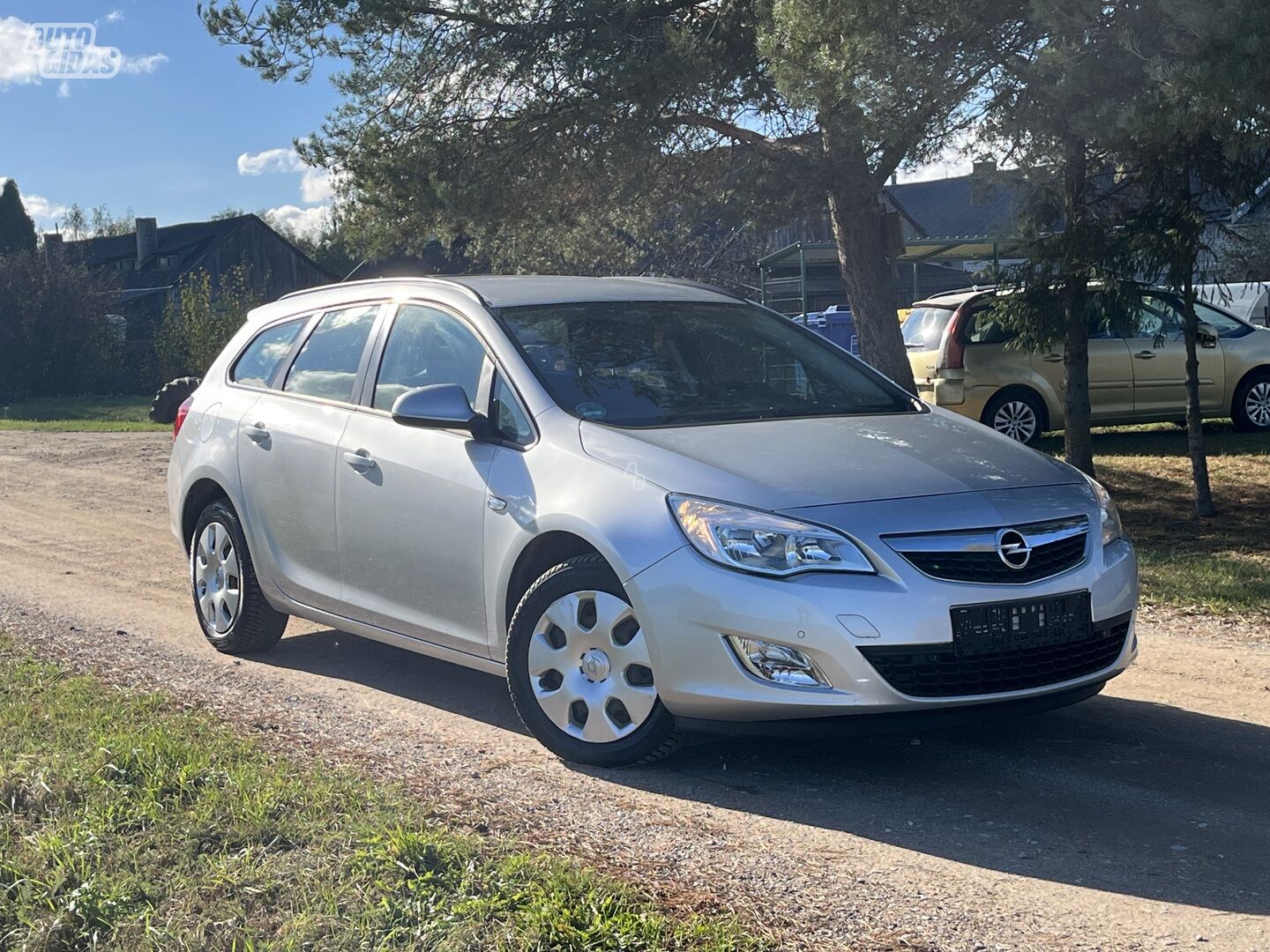 Opel Astra CDTI 2012 г