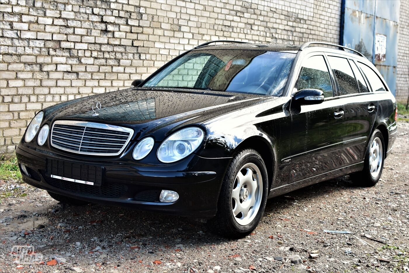 Mercedes-Benz E200 2004 m Universalas