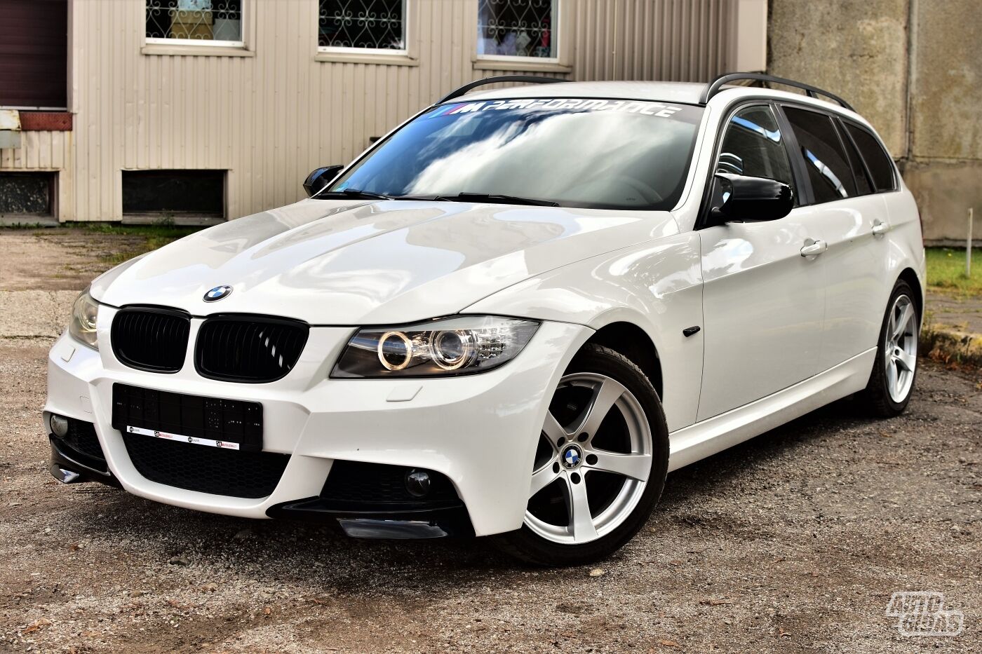 Bmw 320 2010 m Universalas